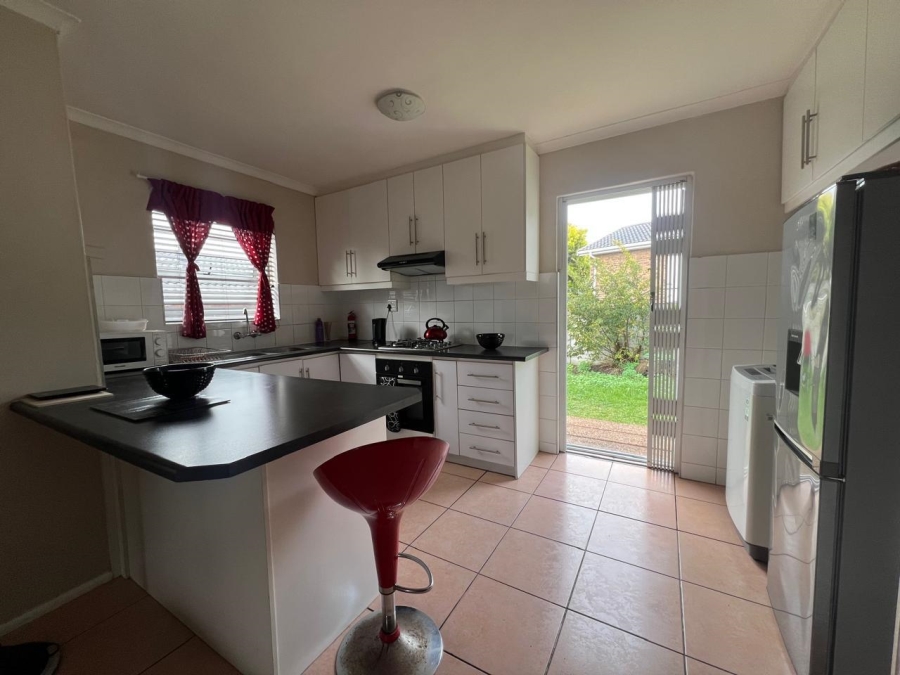 2 Bedroom Property for Sale in Vredekloof Western Cape